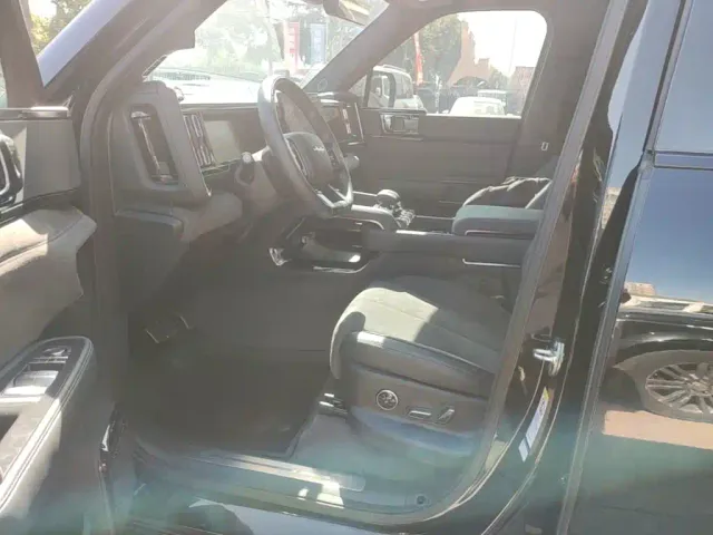 BYD FangChengBao Leopard 5 — Фото автомобиля 14