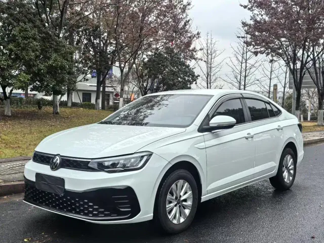 Фотография автомобиля — Volkswagen Lavida