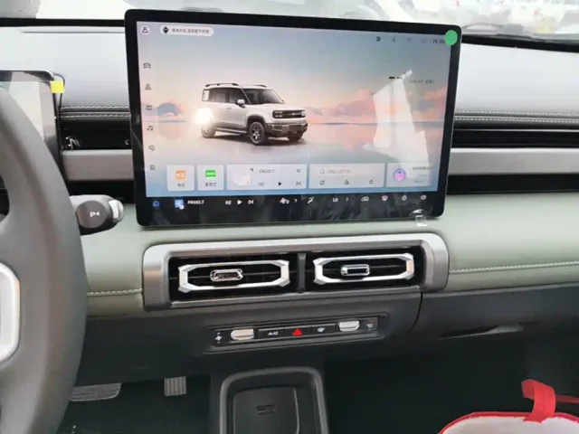 Baojun Yep Plus — Фото автомобиля 12