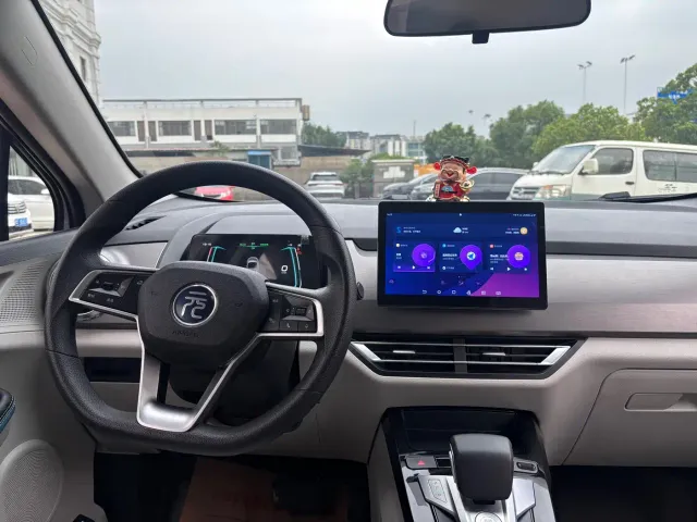 BYD Yuan Pro — Фото автомобиля 13