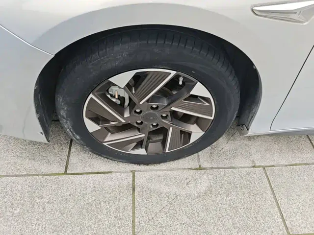 GAC Aion S Plus — Фото автомобиля 22