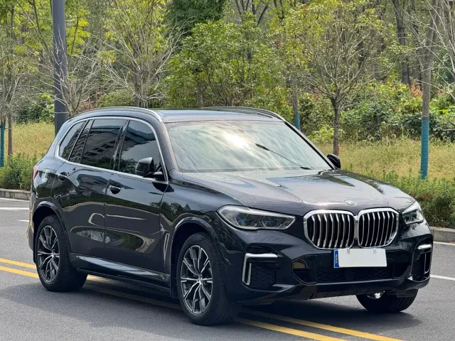 BMW X5 — Фото автомобиля 3