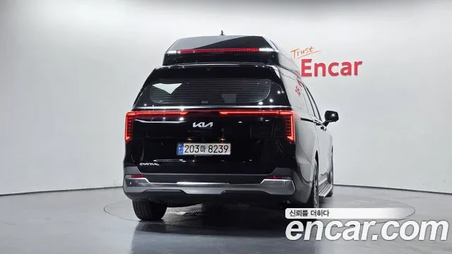 Kia Carnival 4th Gen — Фото автомобиля 4