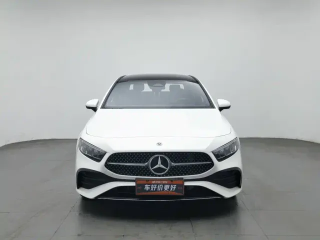 Mercedes-Benz Mercedes-Benz A-Class 2025 A 200 L Fashion Edition — Фото автомобиля 3