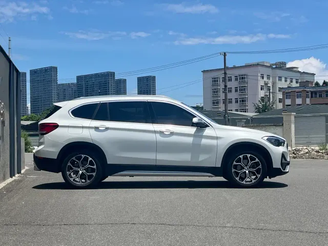 BMW X1 — Фото автомобиля 7