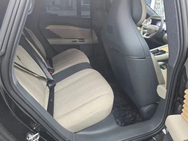 Audi E5 Sportback — Фото автомобиля 7
