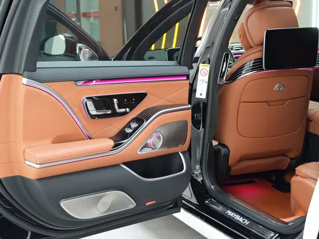Mercedes-Benz Maybach S-Class — Фото автомобиля 13