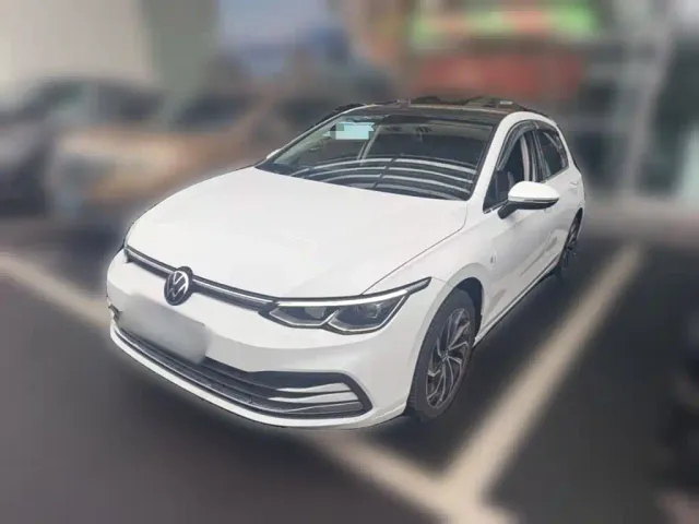 Фотография автомобиля — Volkswagen Golf