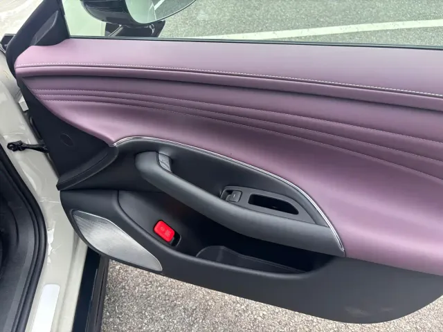 Xiaomi SU7 — Фото автомобиля 17