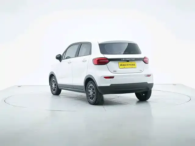 Leapmotor T03 — Фото автомобиля 8