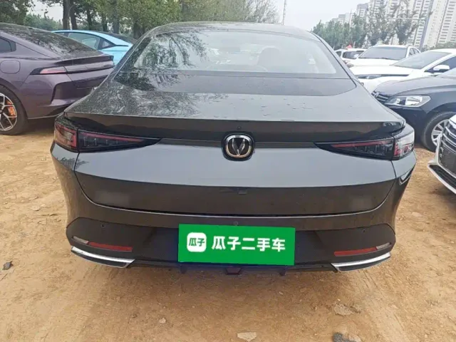 Changan Eado — Фото автомобиля 5
