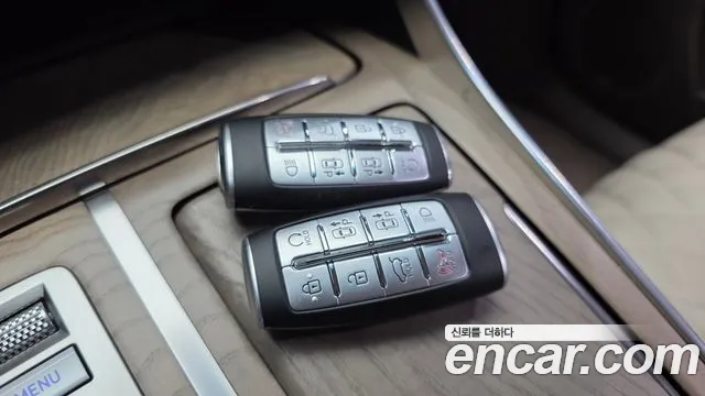 Genesis GV80 2.5T Бензин AWD — Фото автомобиля 30