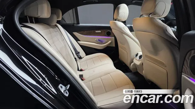 Mercedes-Benz E-Class W213 — Фото автомобиля 10