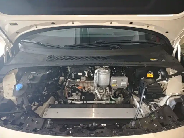 Li Auto i6 — Фото автомобиля 19