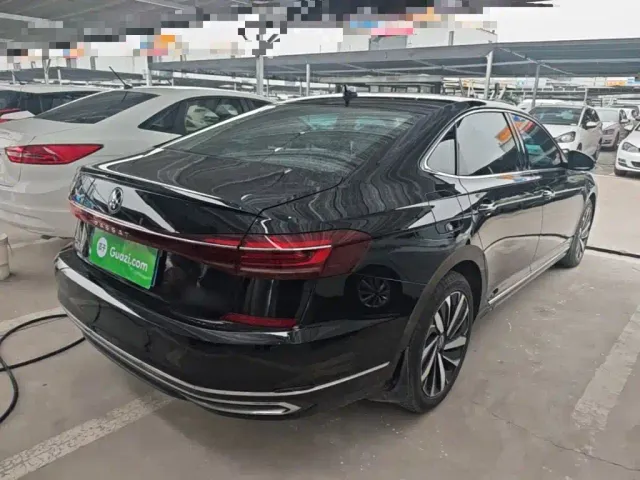 Volkswagen Passat — Фото автомобиля 6