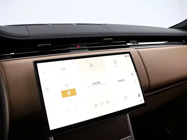 Land Rover Range Rover — Фото автомобиля 8