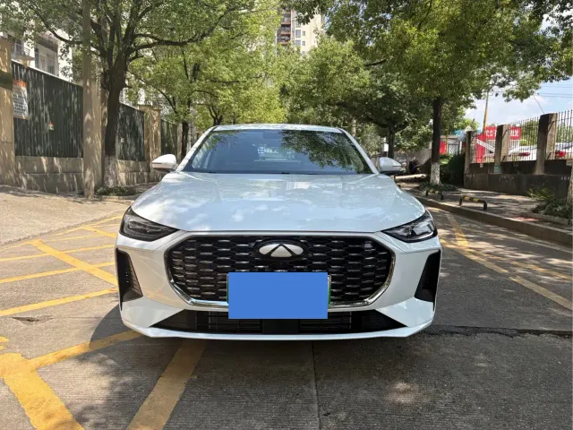 Chery Fulwin A8L — Фото автомобиля 2