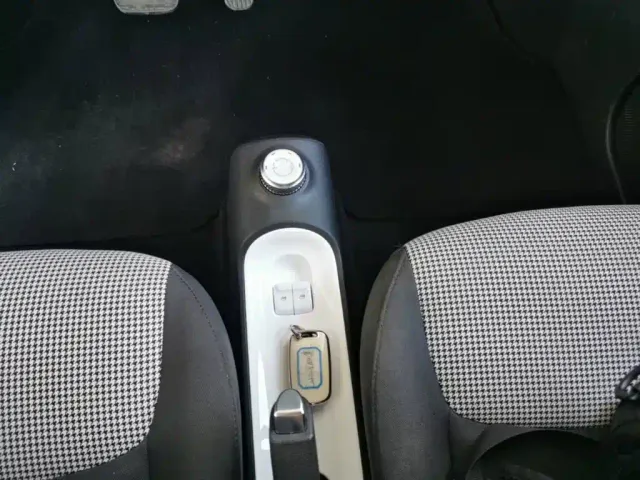 Wuling Hongguang Mini EV — Фото автомобиля 13
