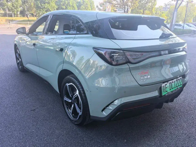 BYD Seal 06 GT — Фото автомобиля 14