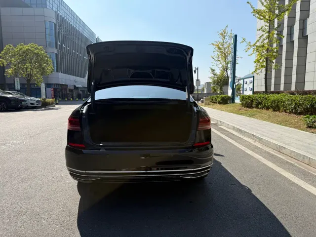 Volkswagen Passat — Фото автомобиля 17