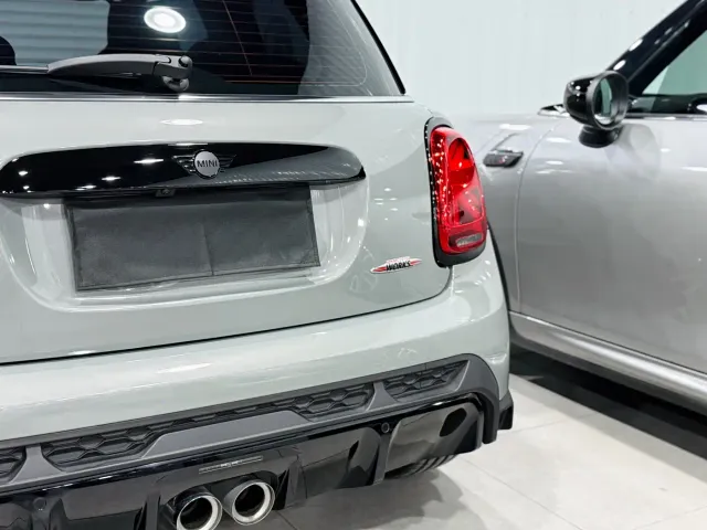 MINI John Cooper Works — Фото автомобиля 3