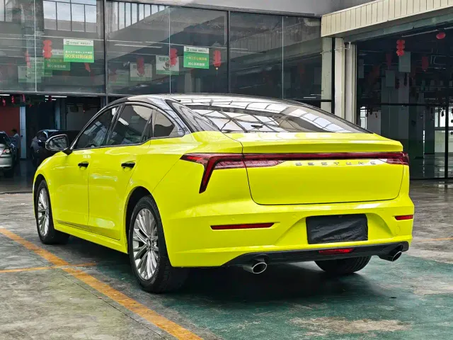 Bestune B70 — Фото автомобиля 12