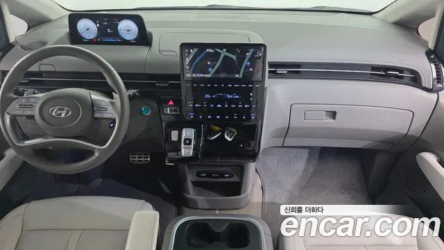 Hyundai Staria Staria 4WD Lounge 9 мест — Фото автомобиля 7