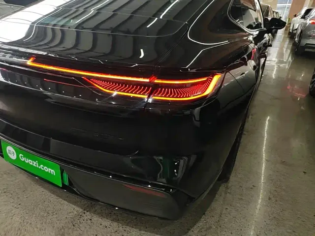 Geely Galaxy Xingyao 8 — Фото автомобиля 7