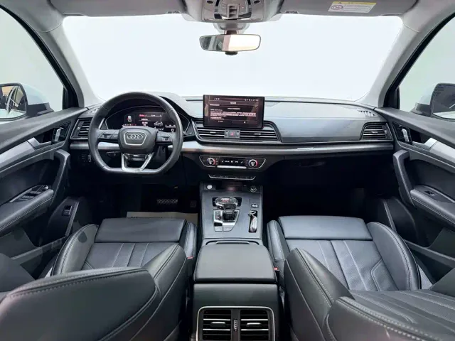 Audi Q5L — Фото автомобиля 13
