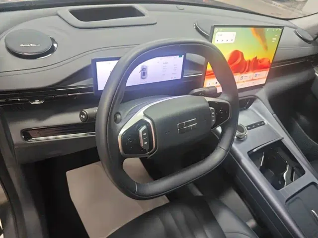 Geely Galaxy E5 — Фото автомобиля 9