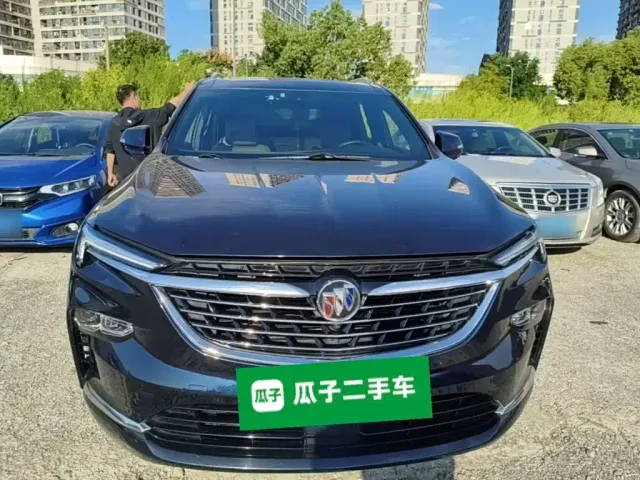 Buick Enclave — Фото автомобиля 2
