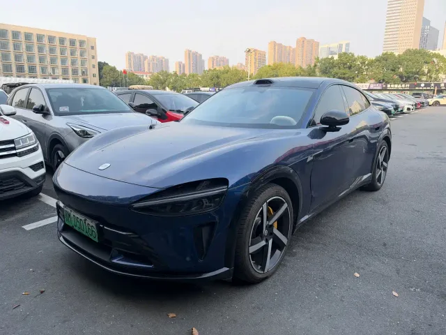 Фотография автомобиля — Xiaomi YU7