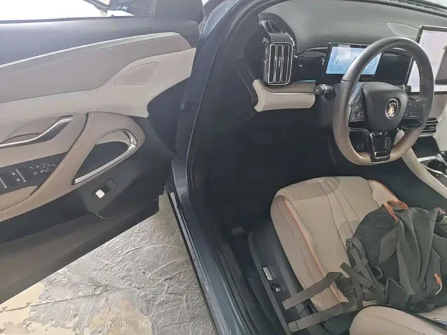 BYD Song Pro — Фото автомобиля 15