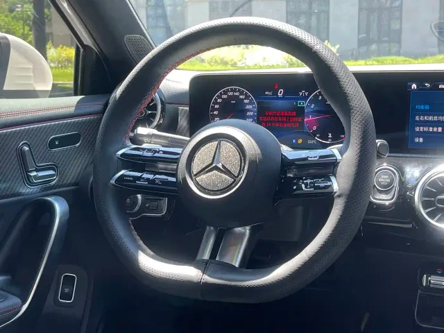 Mercedes-Benz A-Class — Фото автомобиля 14