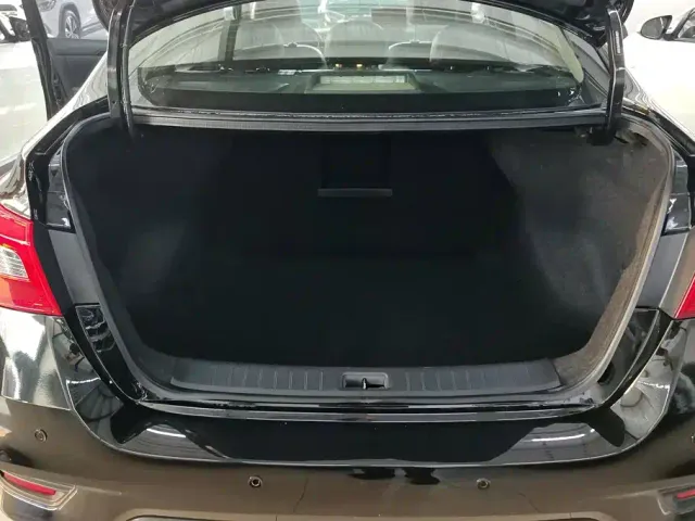Nissan Sylphy — Фото автомобиля 4