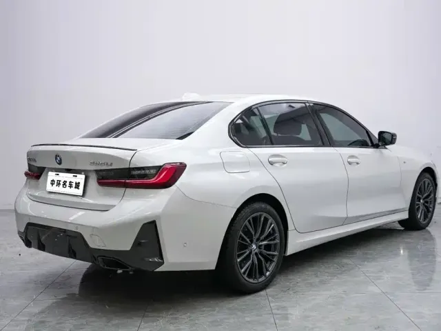 BMW 3 Series — Фото автомобиля 17