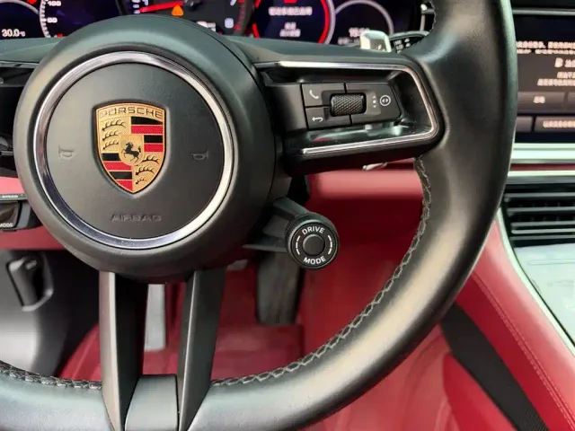 Porsche Panamera — Фото автомобиля 14