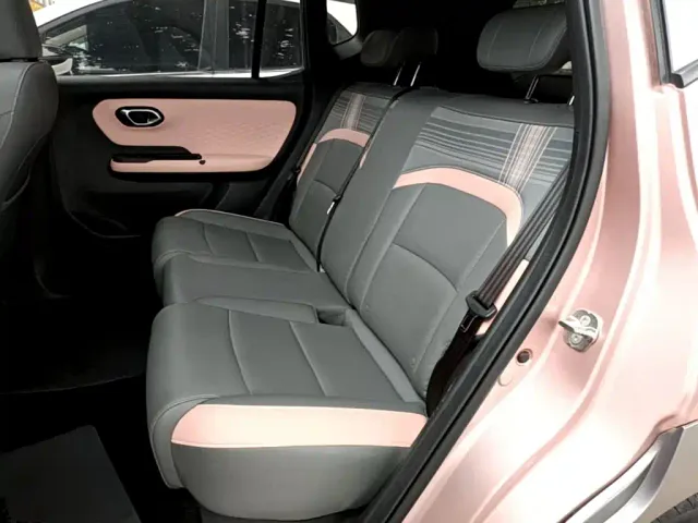GAC Aion Y — Фото автомобиля 16