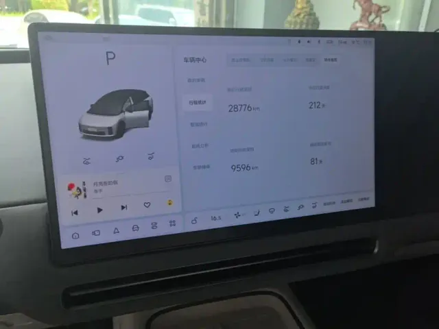 Li Auto i6 — Фото автомобиля 12