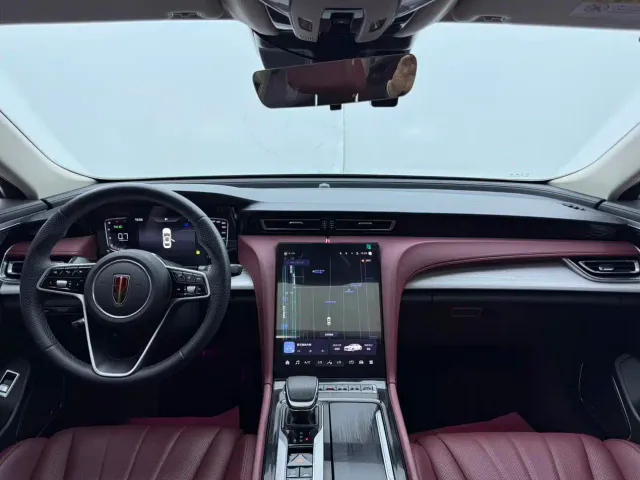 Hongqi H5 — Фото автомобиля 9