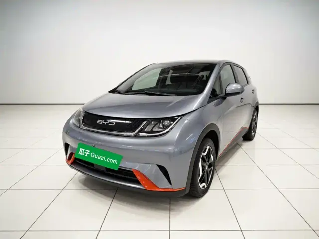 Фотография автомобиля — BYD Dolphin