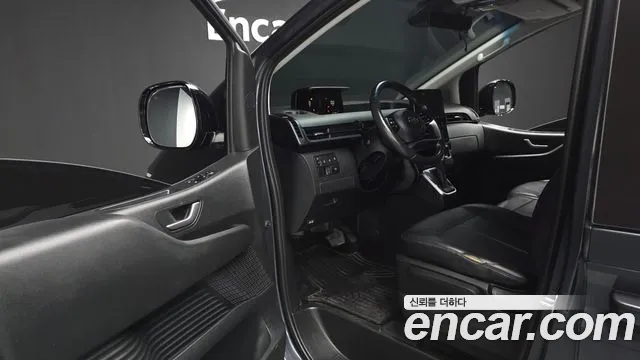 Hyundai Staria — Фото автомобиля 10