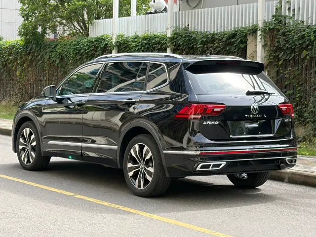 Volkswagen Tiguan L — Фото автомобиля 9