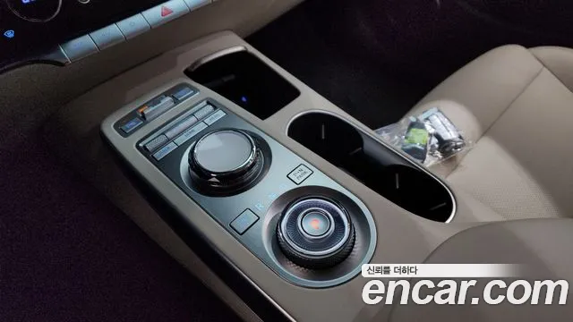 Genesis GV70 2.5T Бензин AWD — Фото автомобиля 9