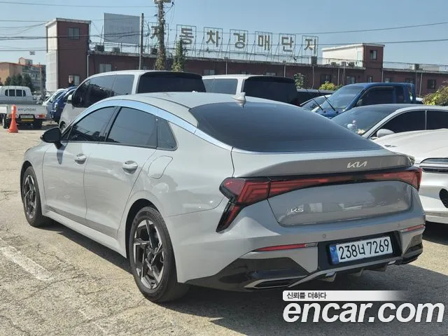 Kia K5 Generation 3 — Фото автомобиля 3