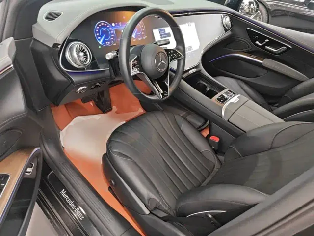 Mercedes-Benz EQS — Фото автомобиля 14