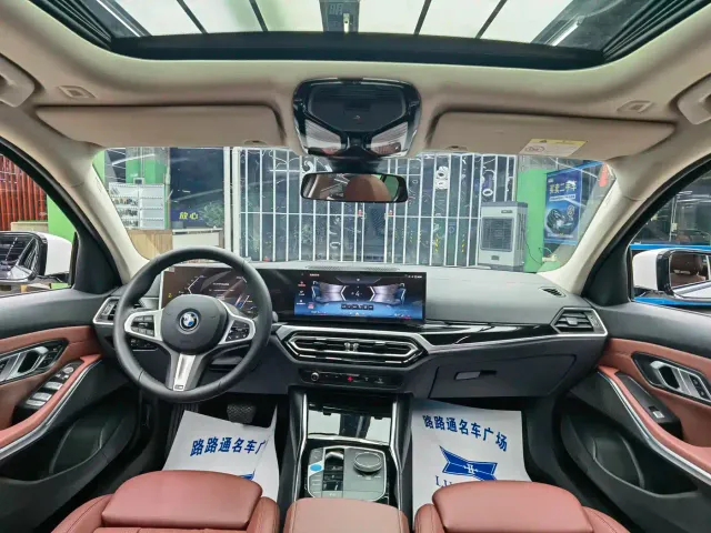 BMW i3 — Фото автомобиля 7