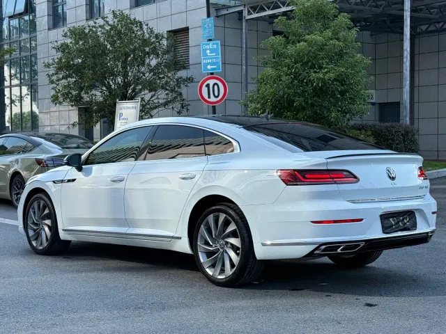 Volkswagen CC — Фото автомобиля 4