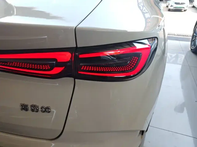 BYD Seal 06 — Фото автомобиля 7