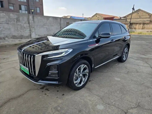 Hongqi HS3 PHEV — Фото автомобиля 3